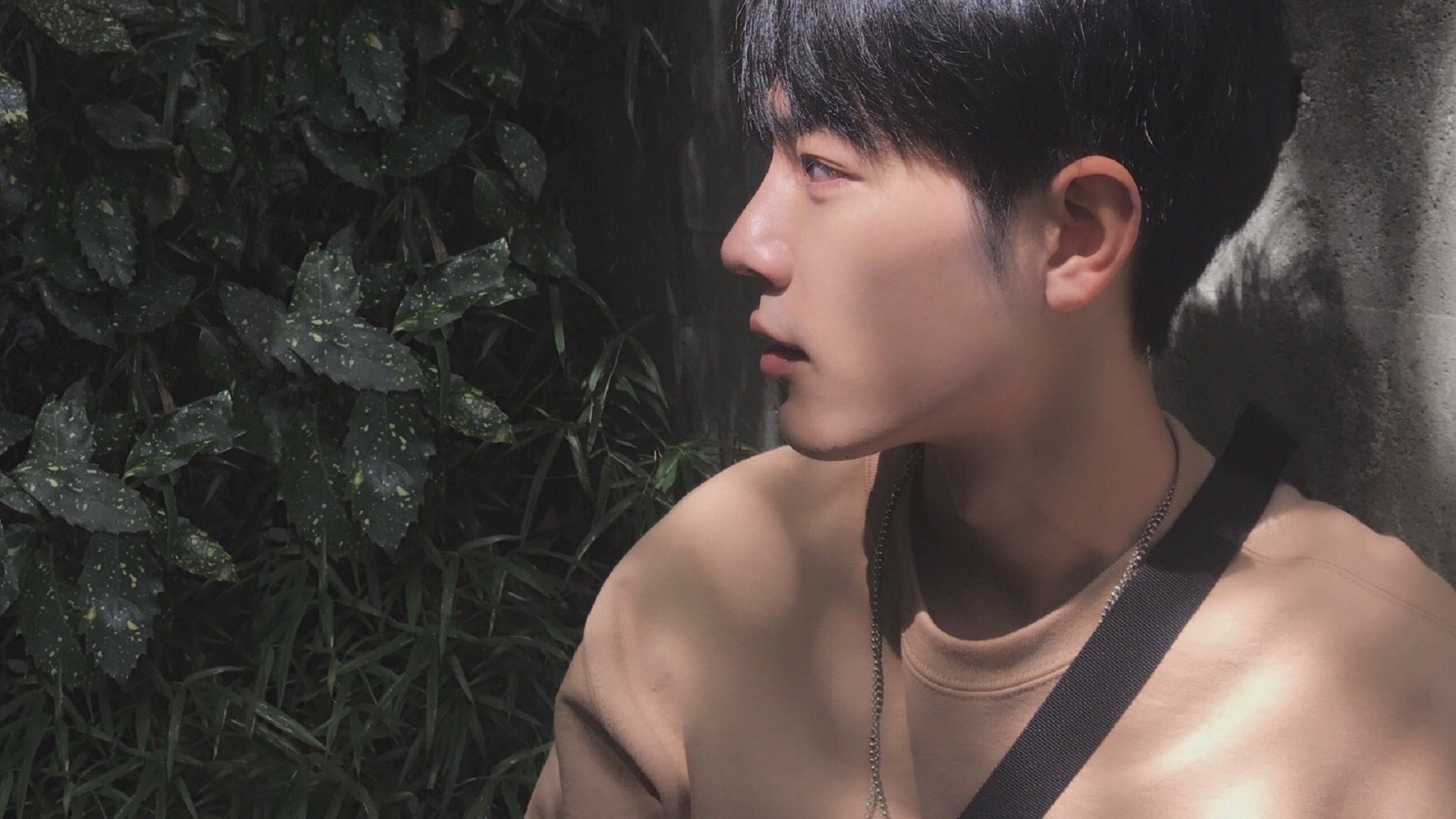 九游（jiuyou.com）游戏-_未知探险运动：勇者的荒野追逐_，探索未知的勇气例子