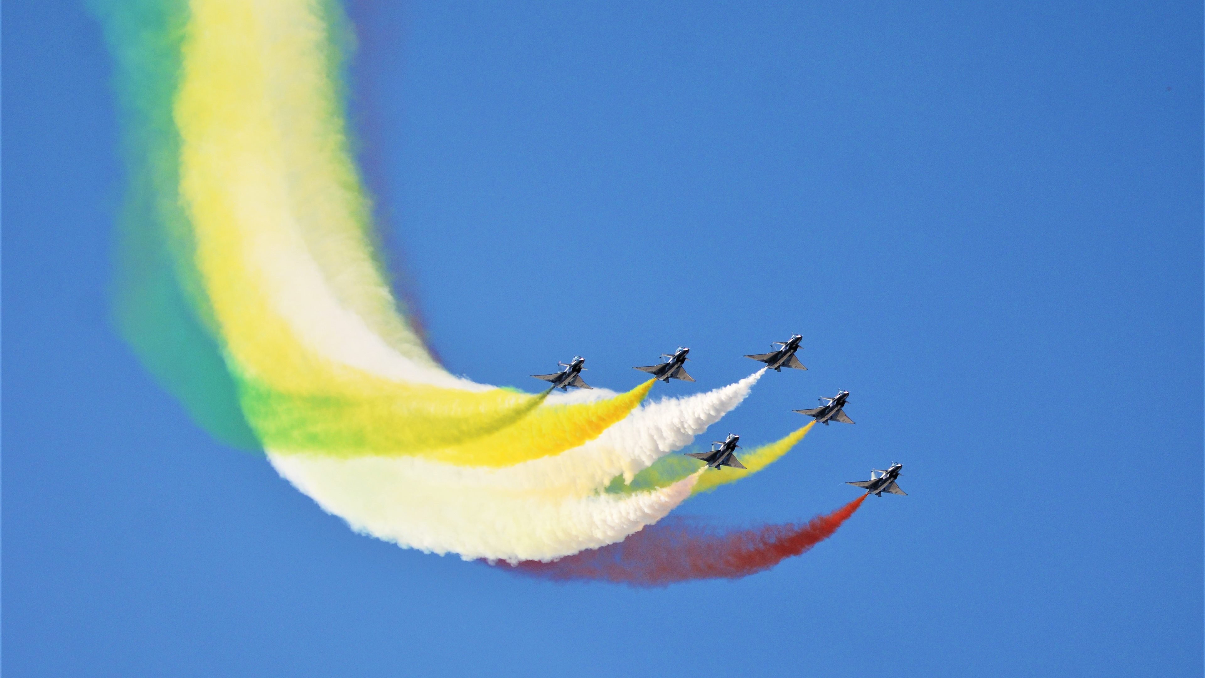 九游jiuyou-巴西骑手乔治·费尔南德斯在巴黎奥运会三项赛中获得第十一名，创造个人最佳成绩。