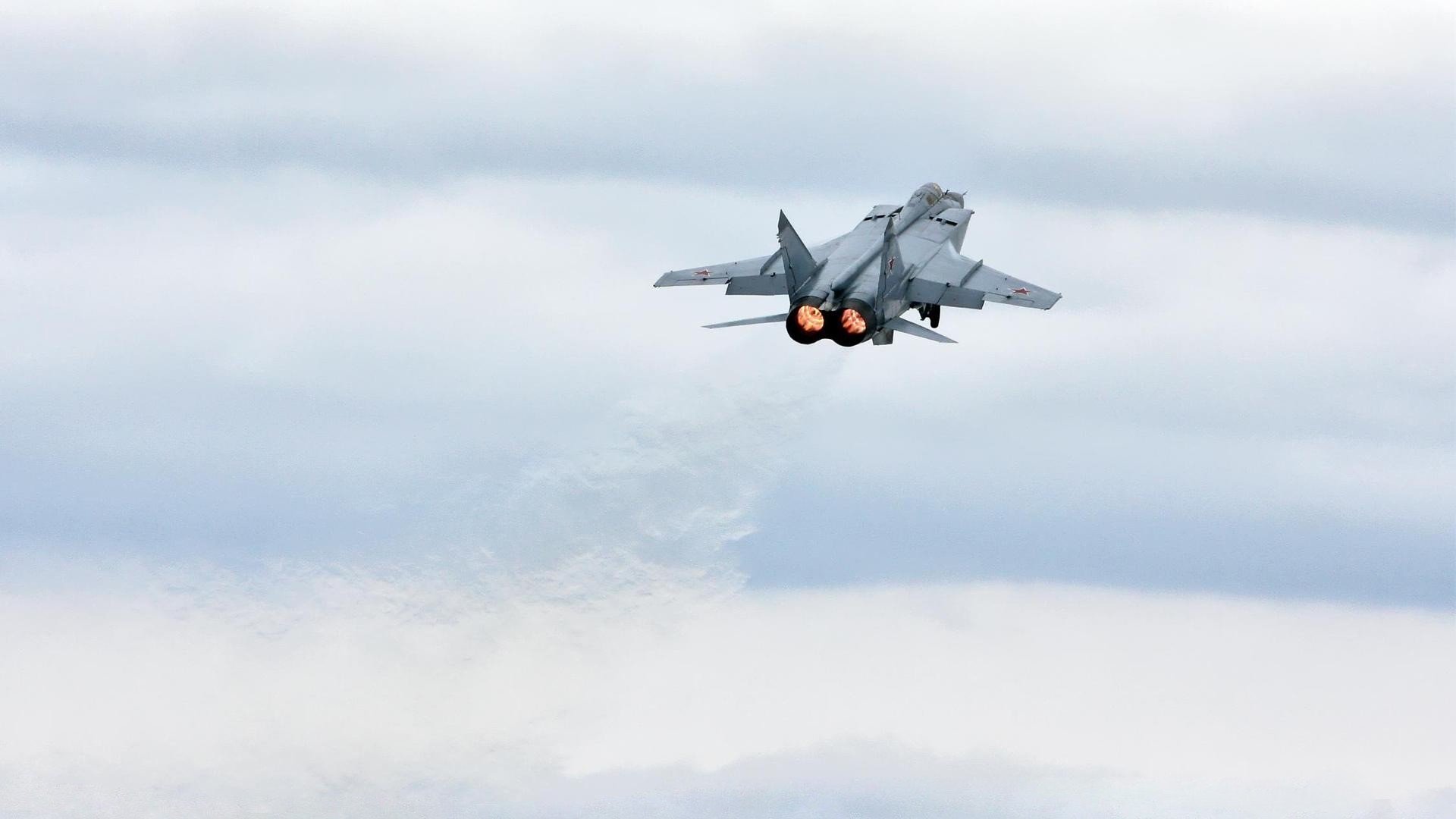 九游游戏中心官网-瑞士男足在巴黎奥运会比赛中以1-0战胜意大利，瑞士男足主力阵容