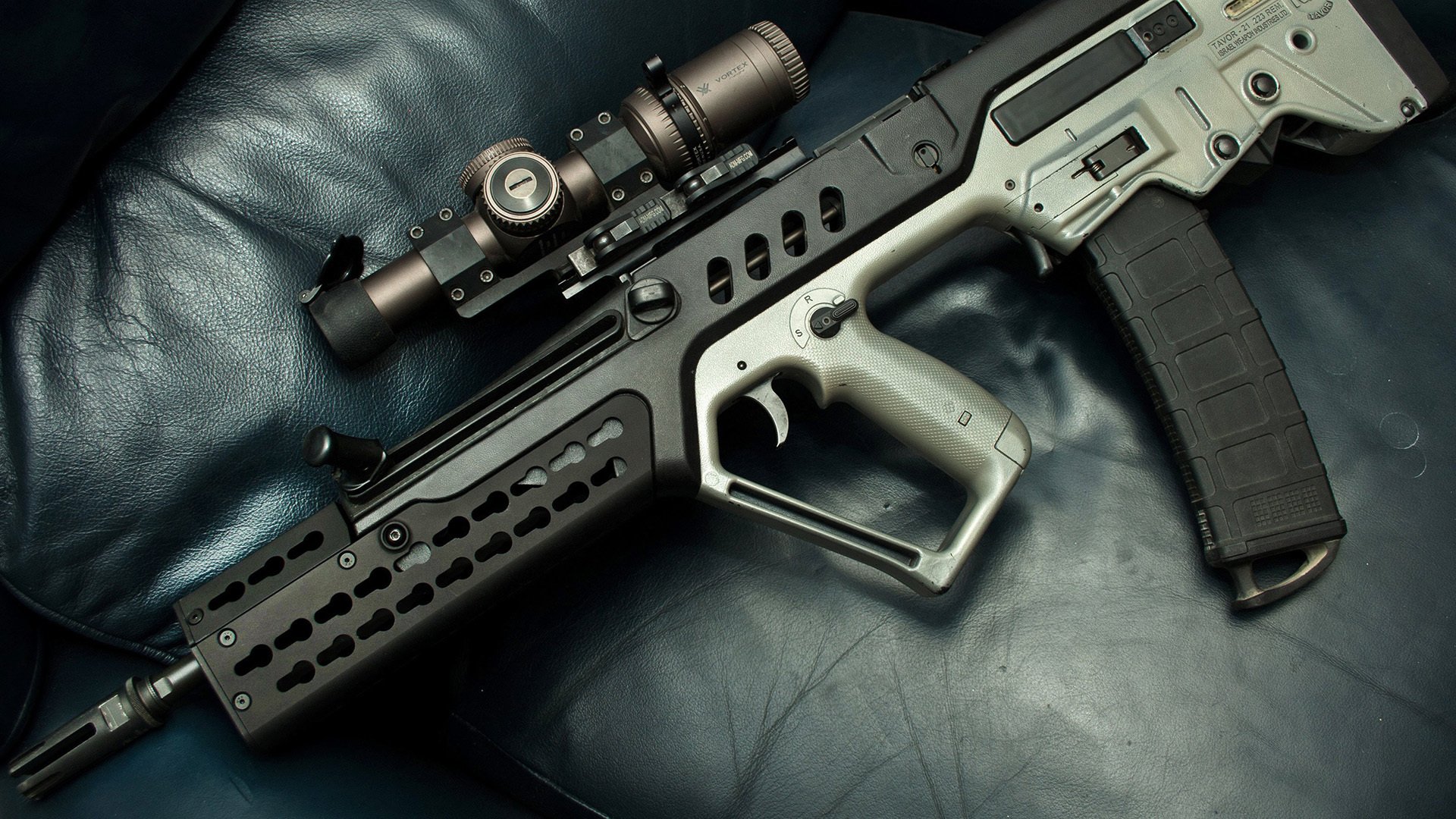 国足全队合力战胜对手，晋级国际赛决赛，国足锦标赛