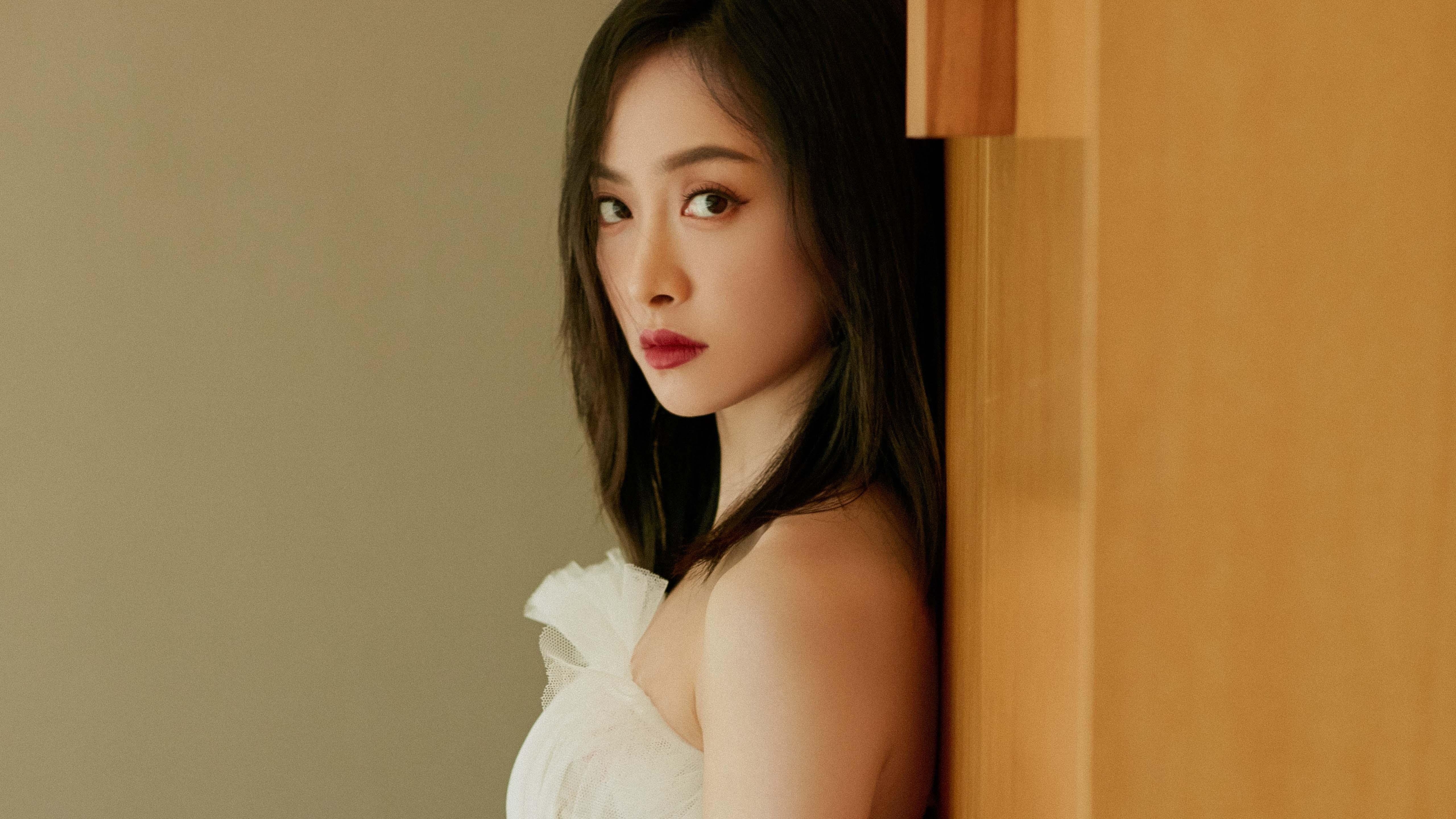 世界国际象棋大奖赛中国棋手折桂，折国际象棋子