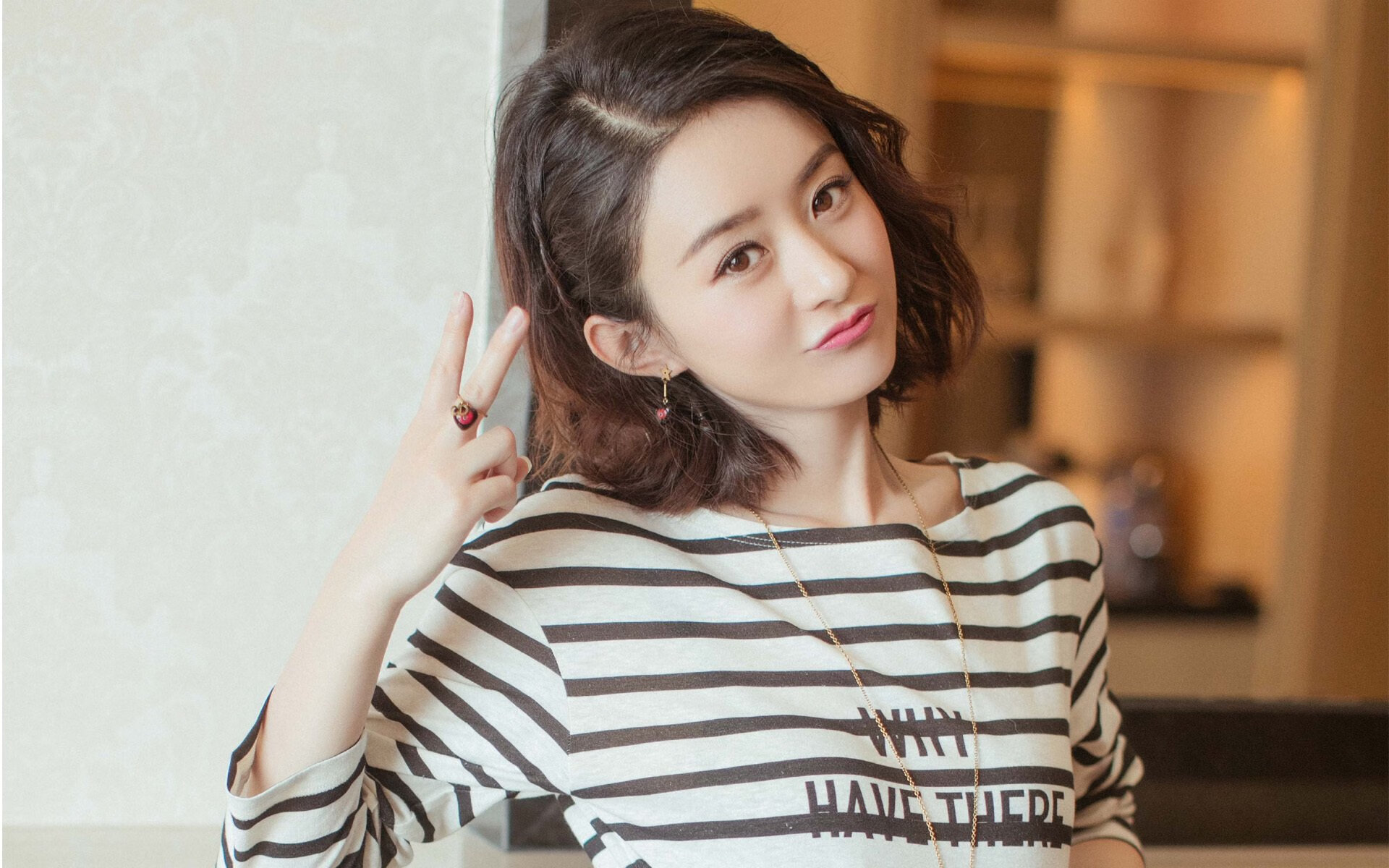 拉文空接暴扣点燃主场氛围,拉文实战360度扣篮